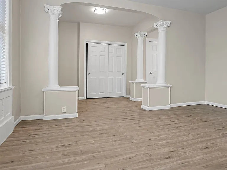 3017 Keokuk St — Photo 13