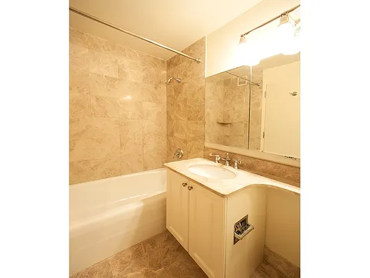 Rented by Mirador Real Estate | media 14