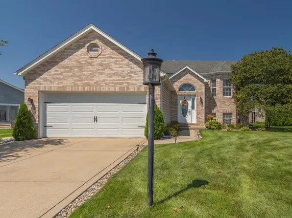 1317 Csokasy Ln, Hobart, IN 46342