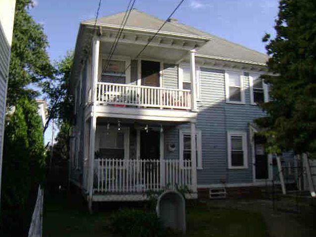 2nd image of 203 Japonica St