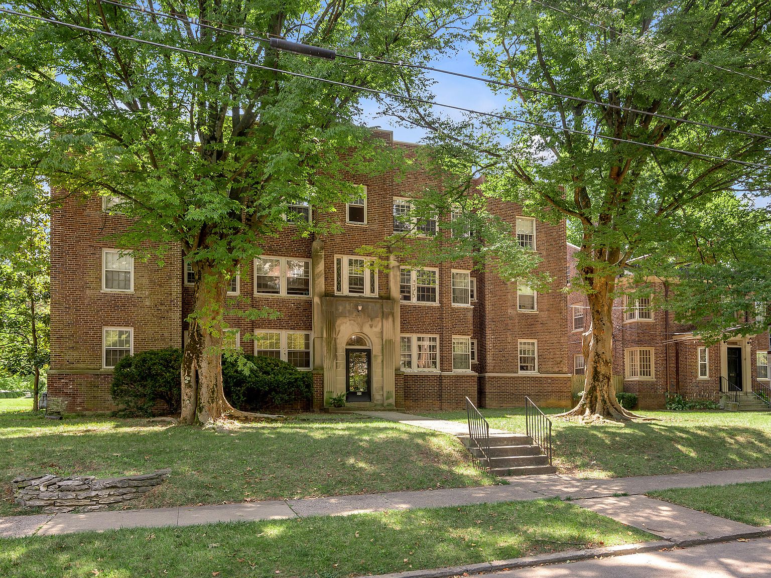 100-102 S Hanover Ave, Lexington, KY 40502 | MLS #25501231 | Zillow