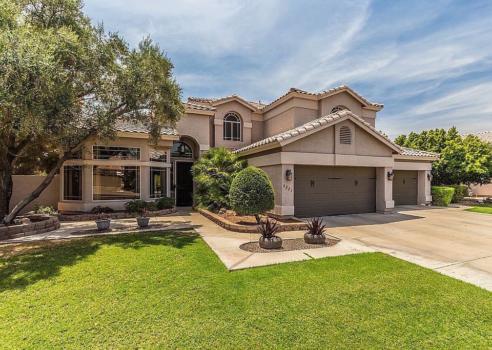 1st image of 6221 W Corona Dr