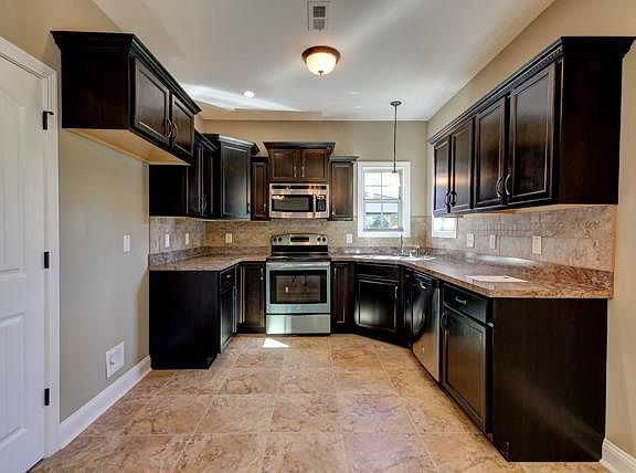 5th image of 104 Creekview Vlg Lot 104