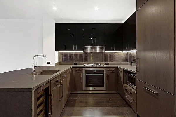 Rented by BLU Real Estate | media 33