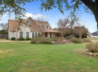 450 Whispering Oaks, China Spring, TX 76633