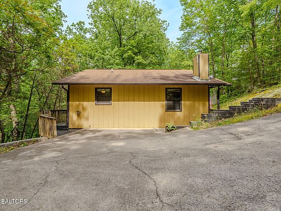 4th image of 630 Pinemont Dr