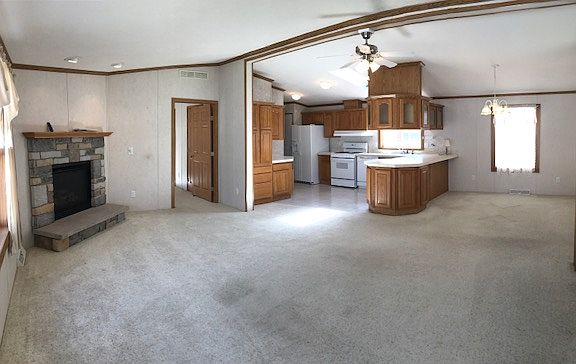 2nd image of 1006 S 11th St