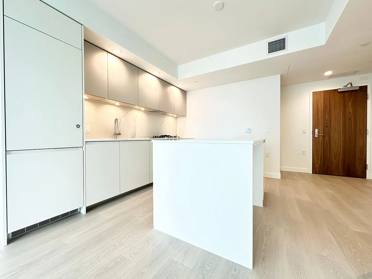 1 bed, 543 sqft, $2,295 — Photo 4