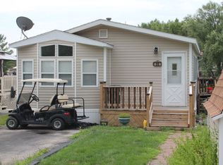 86 Dinosaur Rd, Wilmington, IL 60481