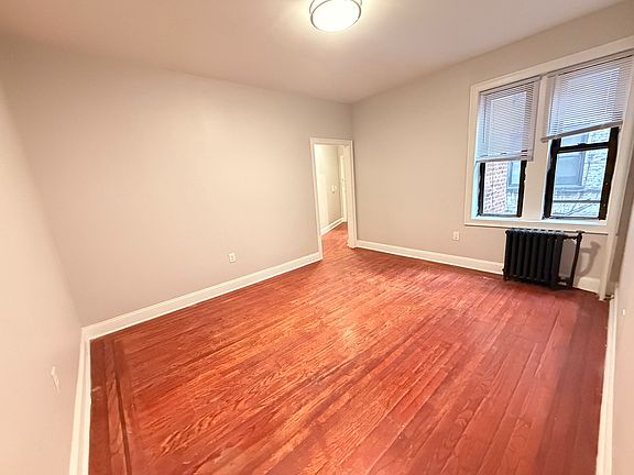 5th image of 503 Baldwin Ave #1E