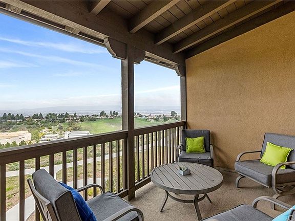 4th image of 1033 Calle Stellare