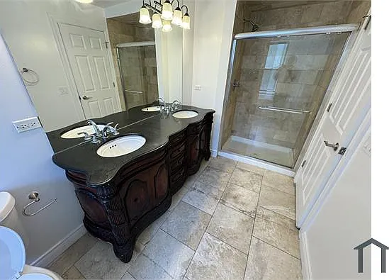 4635 S Drexel Blvd — Photo 9