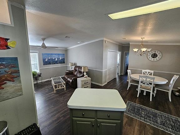 3rd image of 1038 Carefree Pkwy #1038