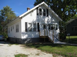 406 W Joliet St, Crown Point, IN 46307