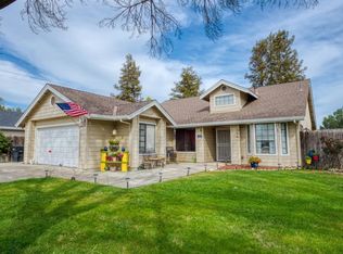 504 S 9th St, Patterson, CA 95363