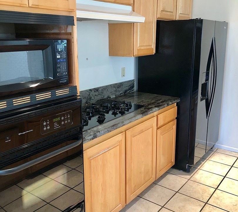 1st image of 371 Bucknell Ave