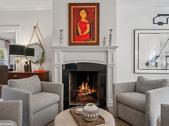 5th image of 560 Elm St