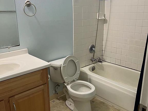 3rd image of 2123 Medallion Dr APT 2