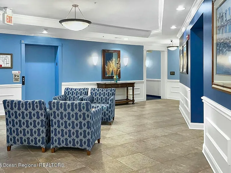 22 Cooper Ave #113 — Photo 39