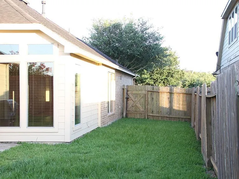 4510 Long Creek Dr — Photo 24