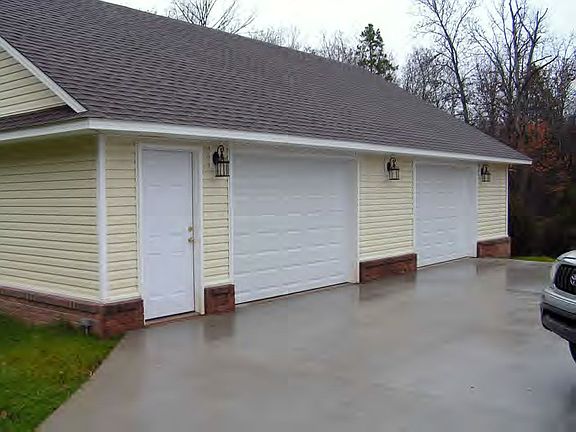 4th image of 1423 County Road 2608