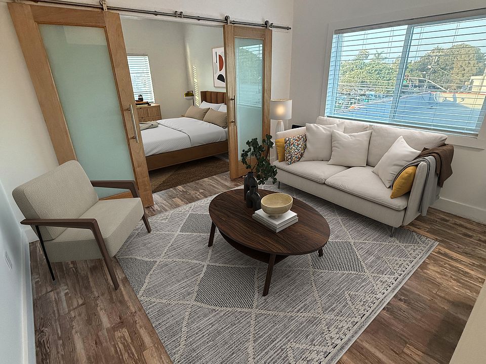 1st image of 40 Westminster Ave APT 13