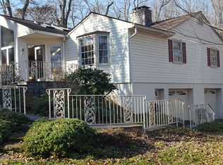 1621 Chinquapin Rd, Holland, PA 18966