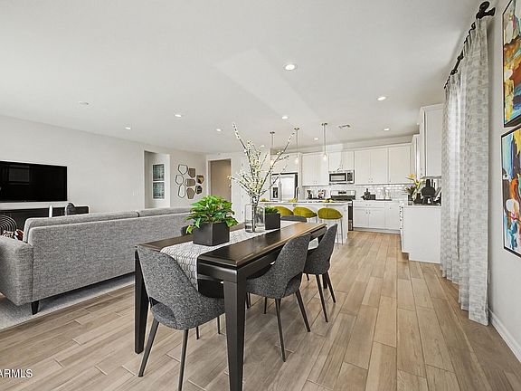 4th image of 11338 S 50TH Lane
