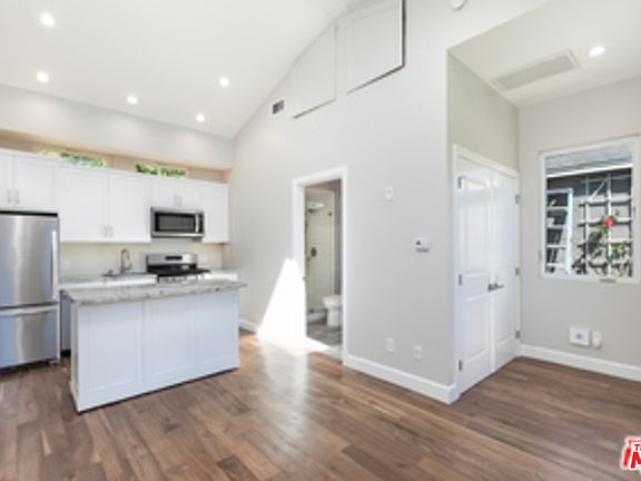 2nd image of 7851 Airlane Ave