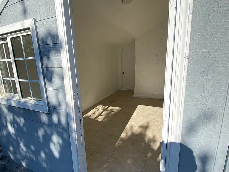 1234 Reece St — Photo 14
