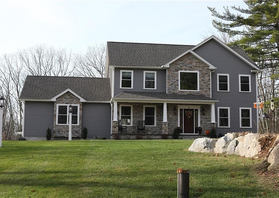 44 Austin Dr Cumberland Ri 02864 Mls 1280374 Zillow