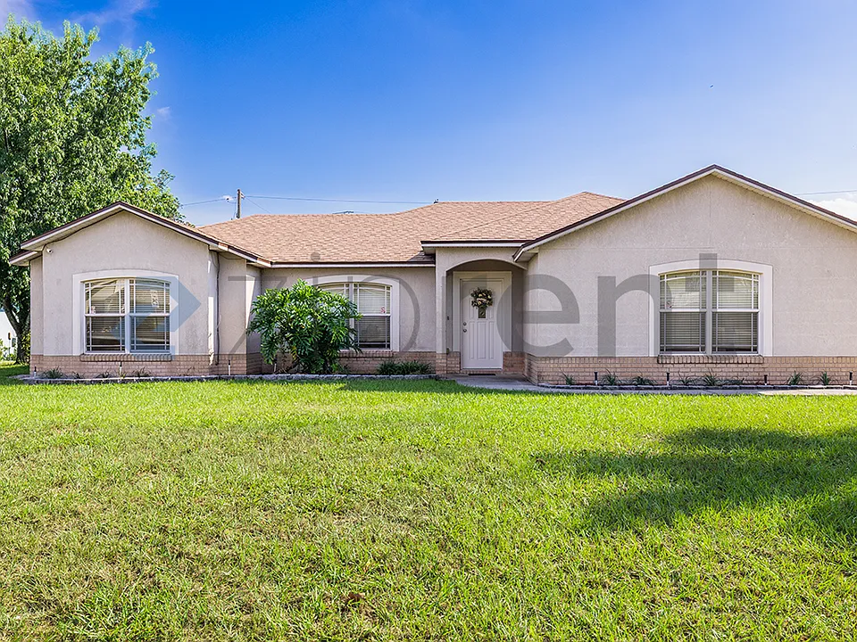 2301 Dumas Dr