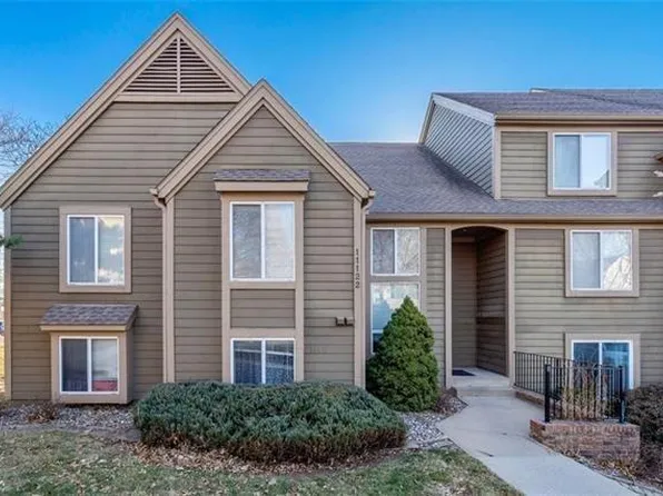 11122 Nieman Rd APT 102, Overland Park, KS 66210
