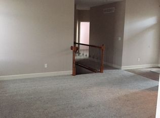 1006 NW Pecan Dr, Grain Valley, MO 64029