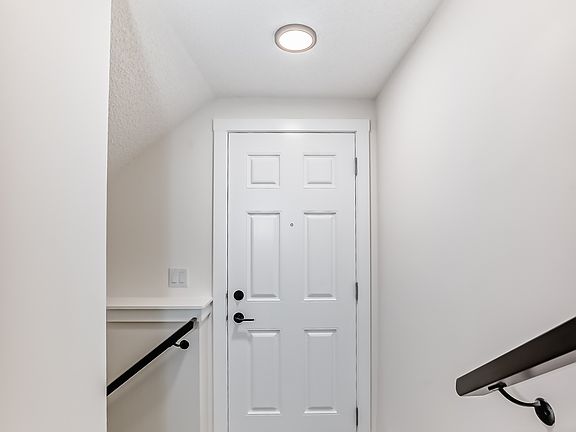 2nd image of 208 Annette Vlg NW #Basement