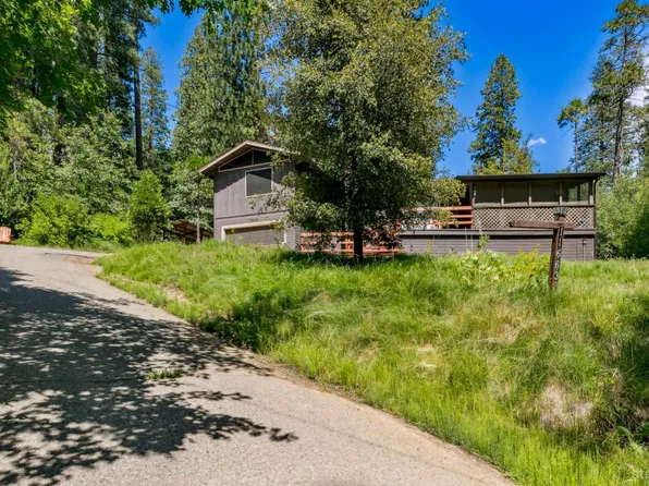 11663 Kyburz Dr, Kyburz, CA 95720