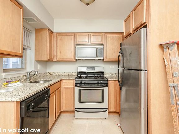 2nd image of 4540 N Wolcott Ave #313