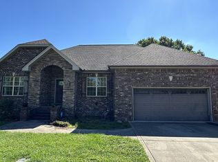 4149 Church St, Greenbrier, TN 37073