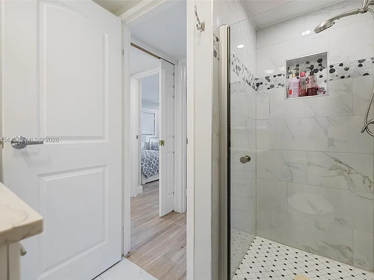 72 Monaco Ct #72-B — Photo 17