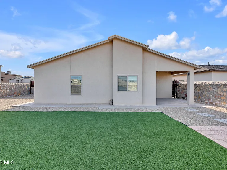 11352 Hidalgo Dr — Photo 35