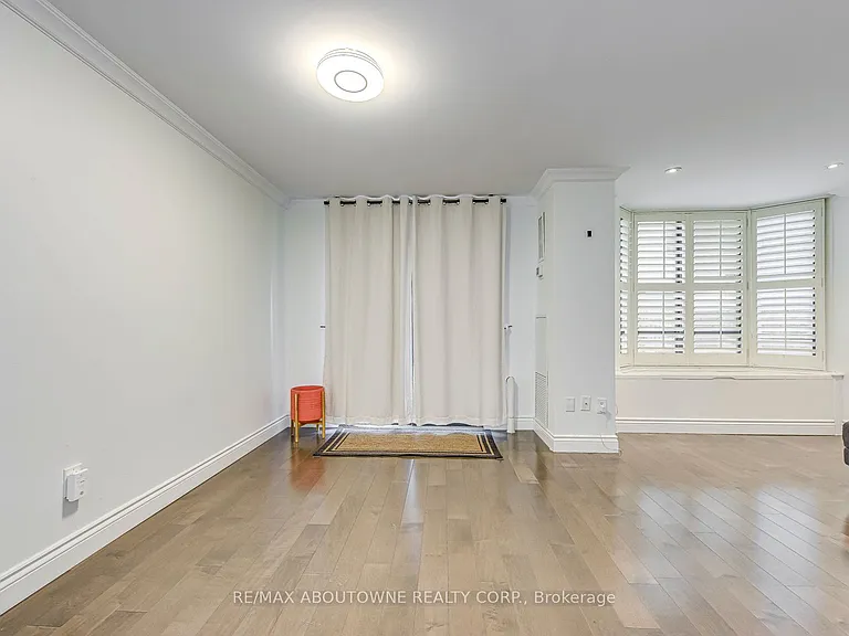 211 Saint Patrick St #106 — Photo 15
