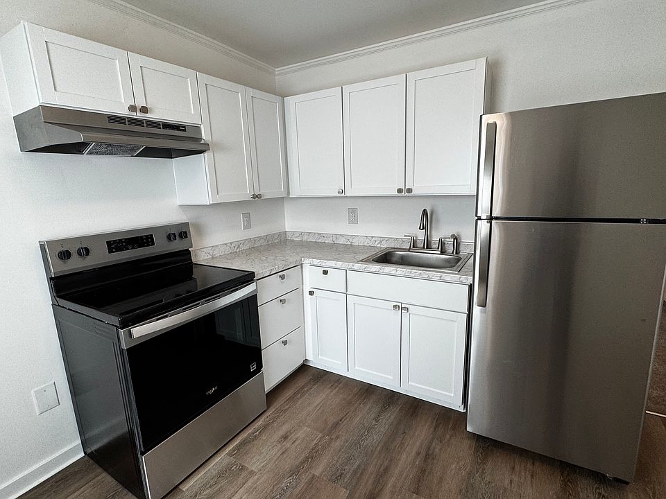 1st image of 130 S Park St #C