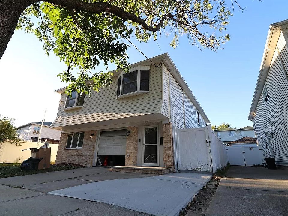 1st image of 70 Forest St #2