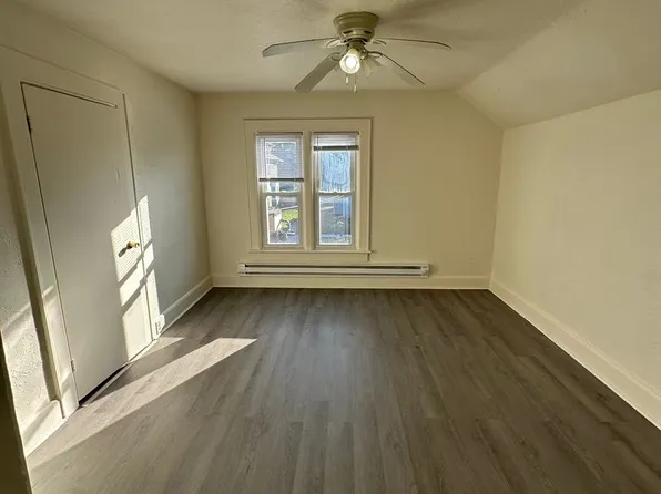 1028 Ceape Ave, 1028 Ceape Ave #A, Oshkosh, WI 54901