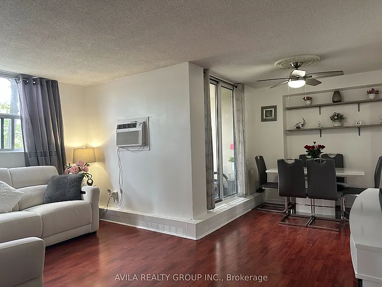2900 Battleford Rd #210 — Photo 29
