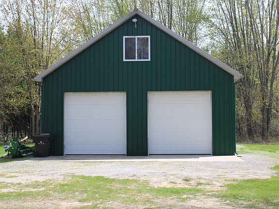 3rd image of 2954 N Carter Rd
