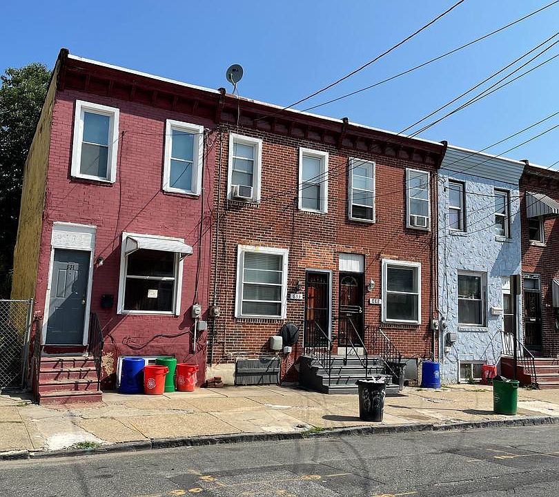 2nd image of 835 Spruce St