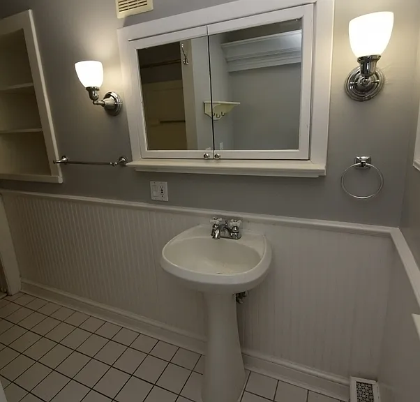 127 Riverview Ave — Photo 23
