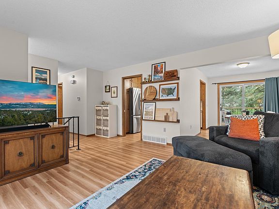 4th image of 627 26th St NW