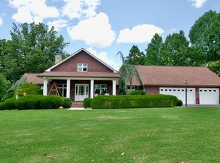 13249 Carr Ridge Rd, Silver Point, TN 38582